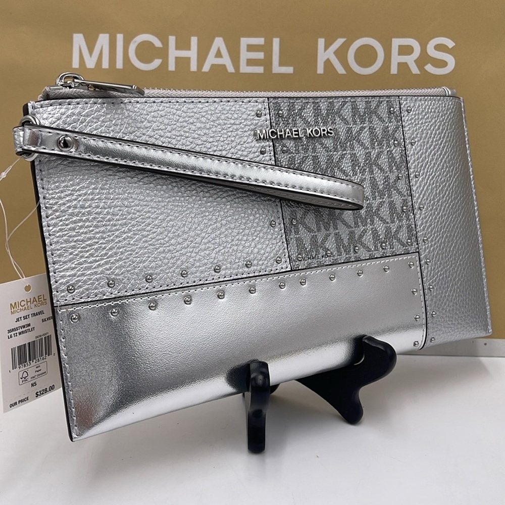 Michael Kors Jet Set Travel Lg TZ Studded Metallic Patchwork and Signature Logo - Picture 16 of 16
